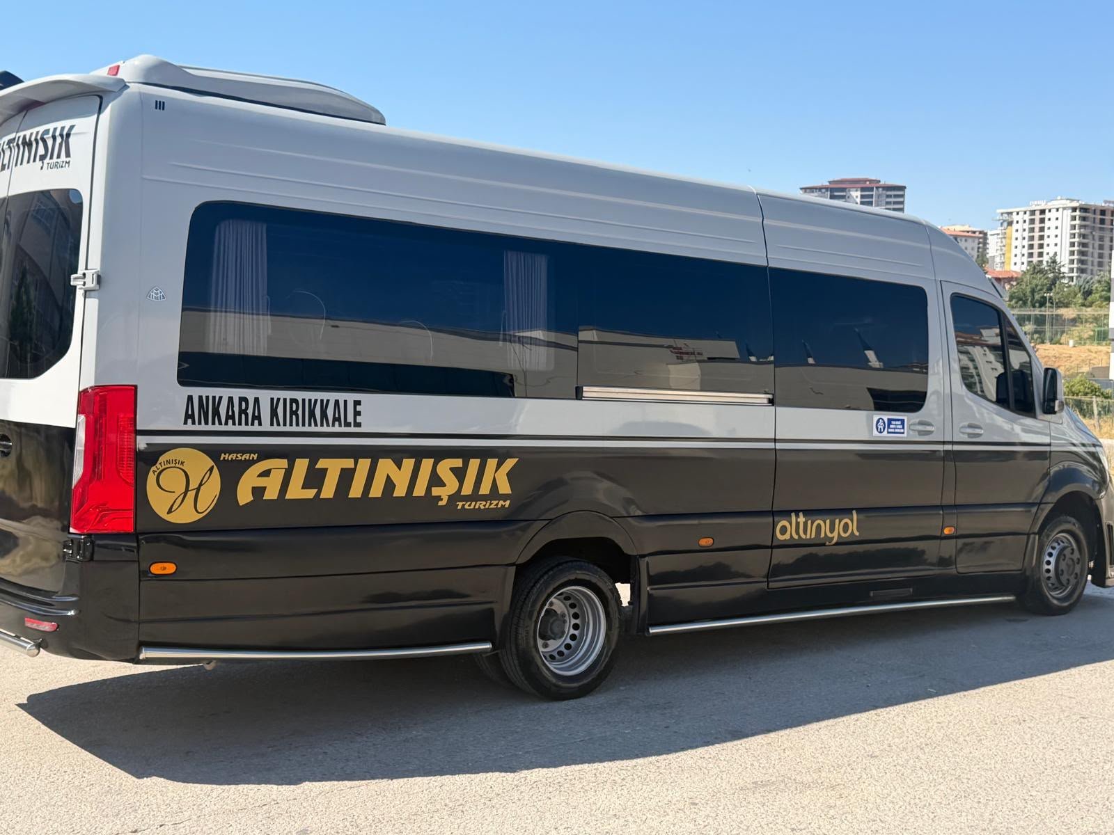 Altınışık Turizm'in Ankara-Kırıkkale hattında kullandığı servis aracı